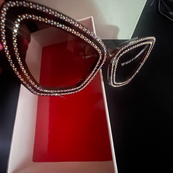 Beautiful Celine sunglasses only worn once excellent...